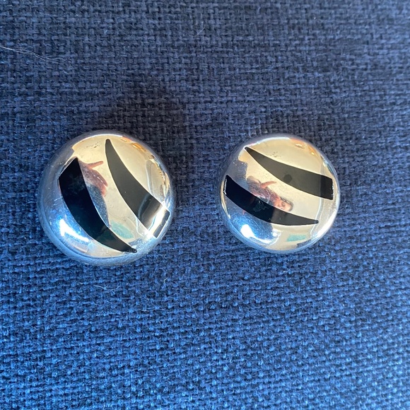 Mexican Silver Clip-on Earrings - Picture 1 of 3